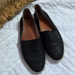 Frye Melanie Slip On Leather Shoes size 9M